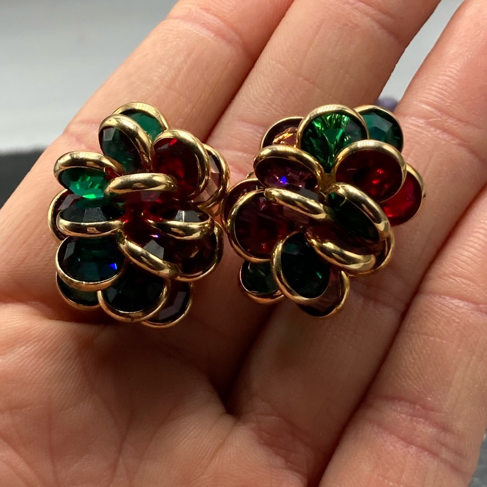 #1605 NWOT Clip-ON Savvy by Swarovski vintage multi crystal cluster gold